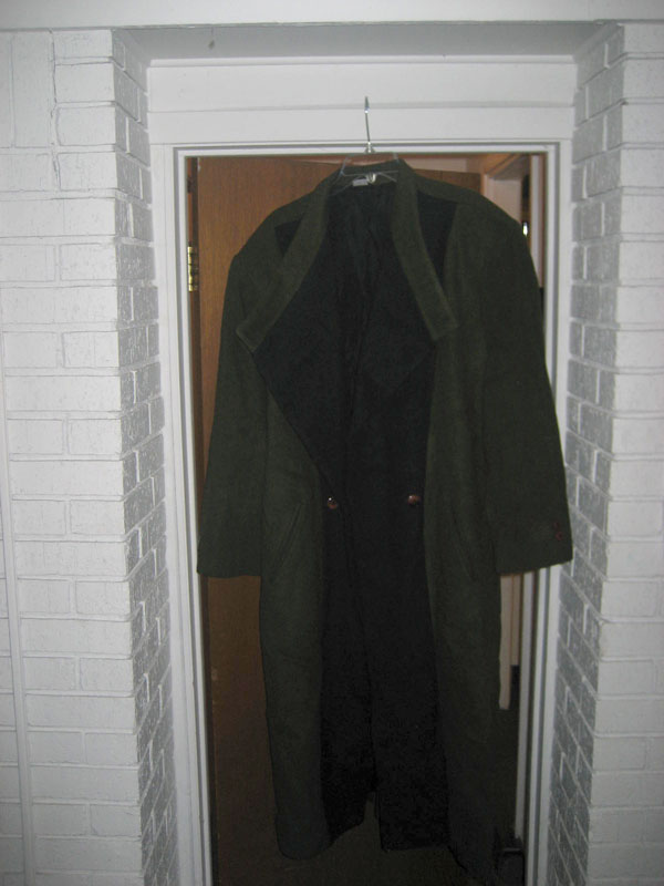 silent-bob-coat.jpg